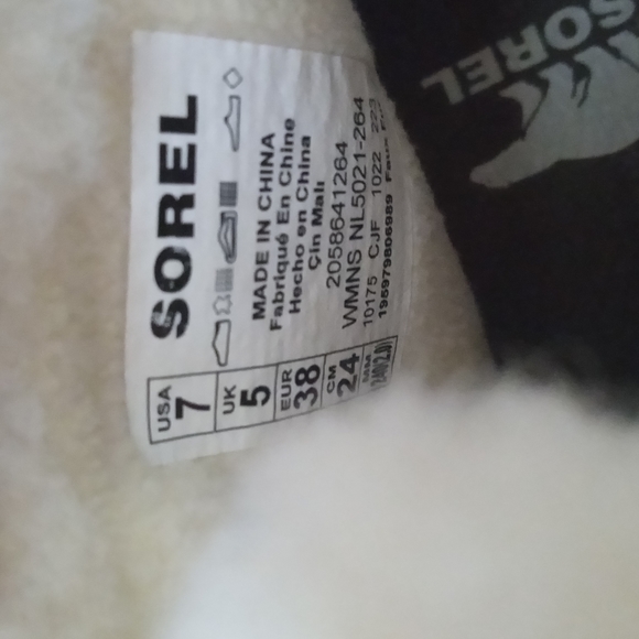 🆕⭐SOREL Evie II Taupe suede and Sherpa booties - Picture 14 of 16